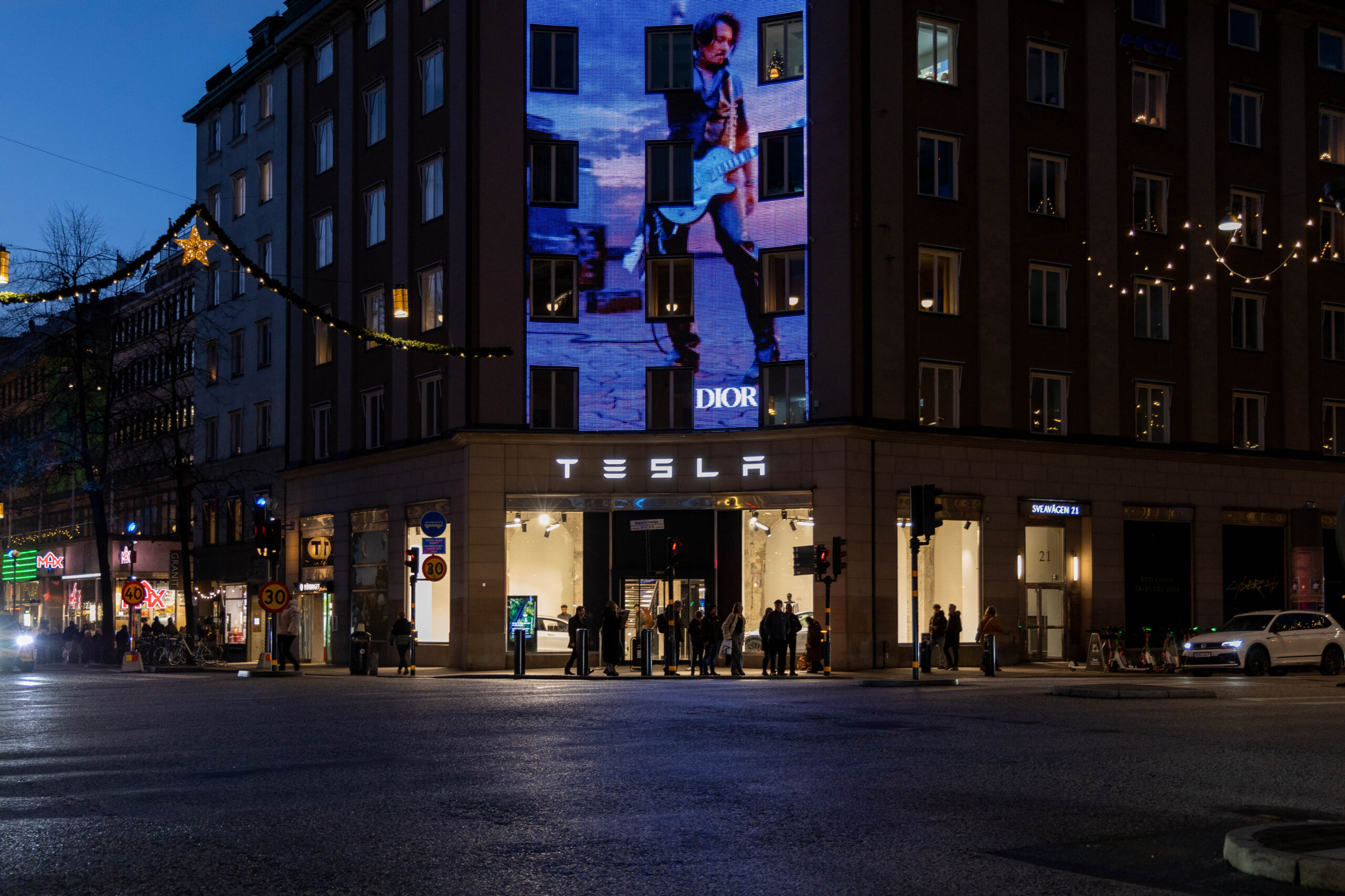 Tesla store in Stockholm at crossing Sveavägen and Kungsgatan