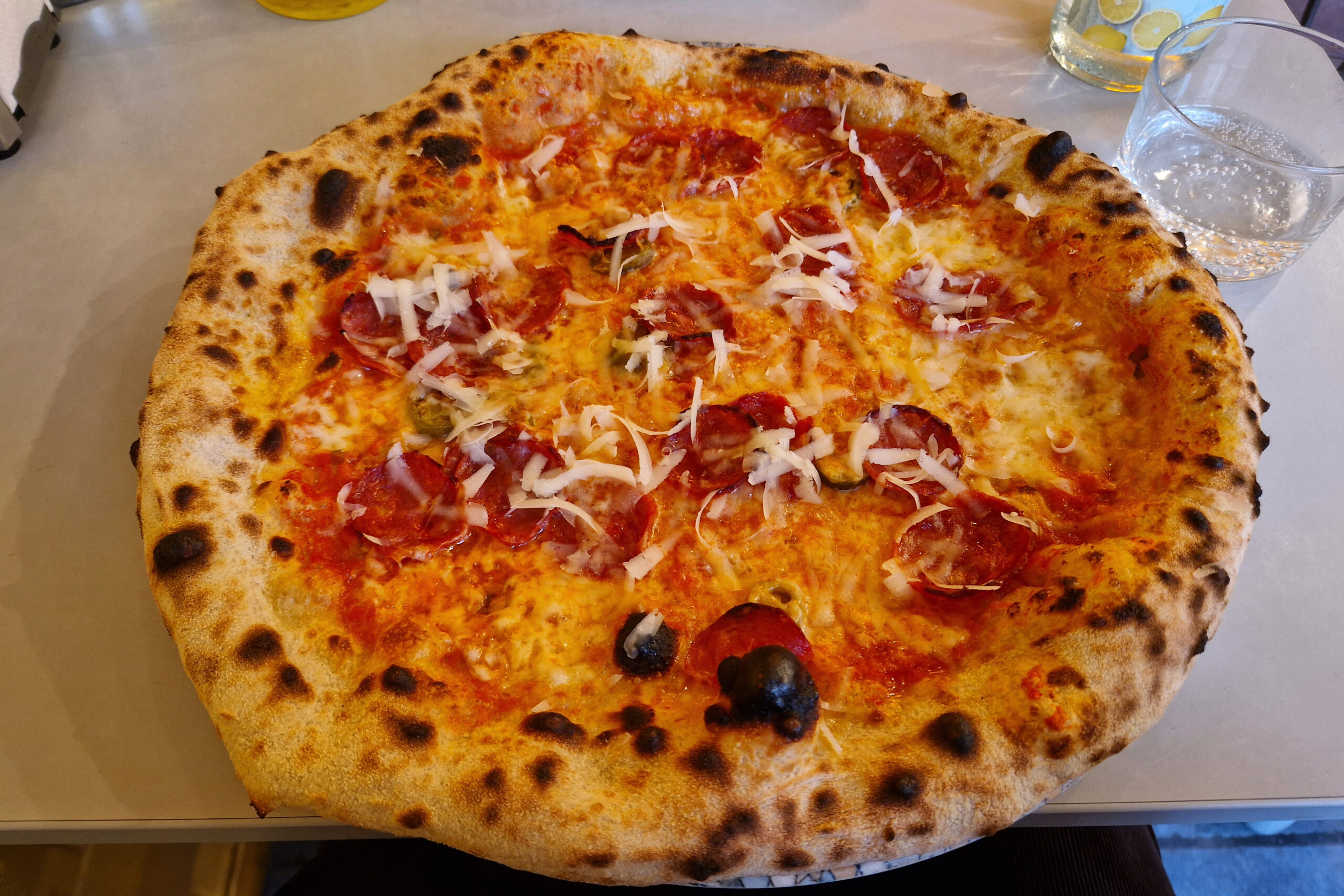 Pizza at Deglabbet