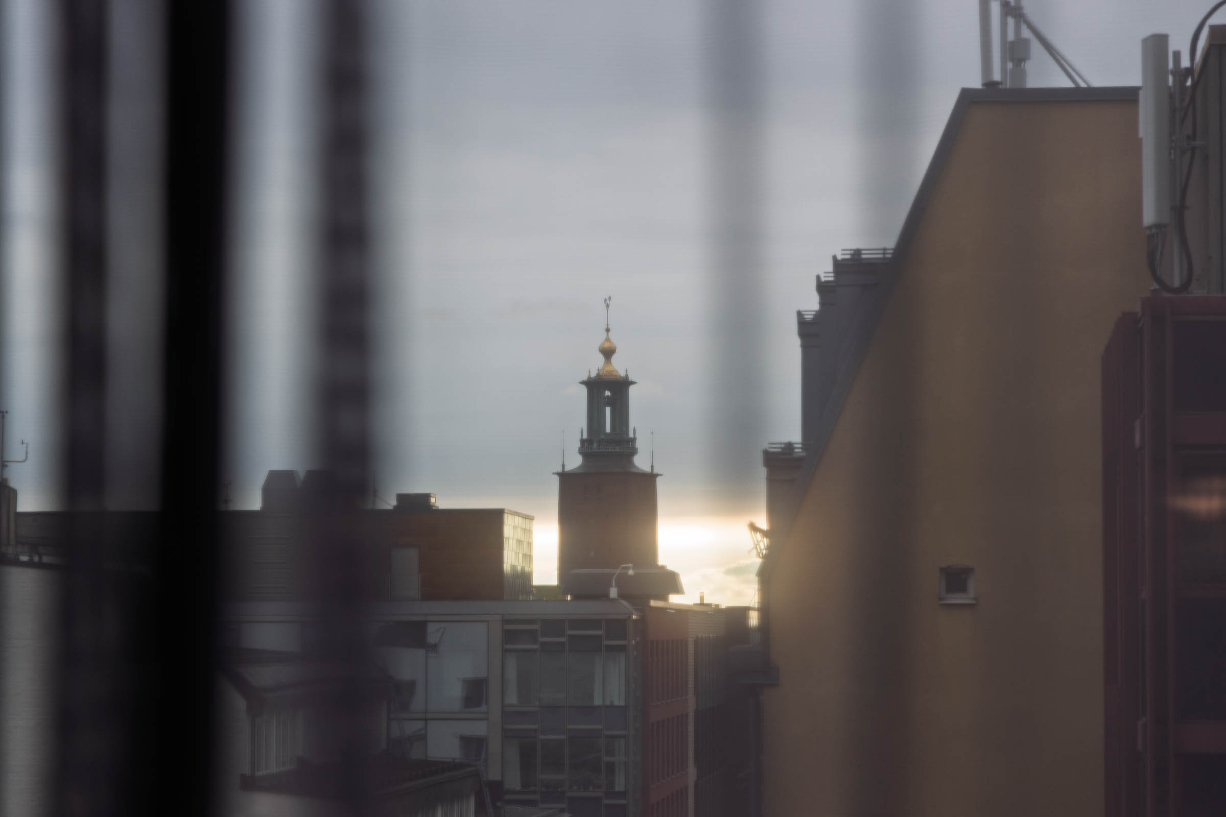 hobo_hotel_window_view_2